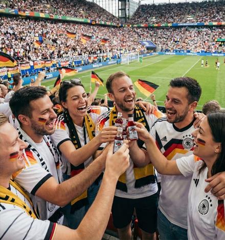 FICKEN 0,03l PET Flaschen im Stadion mit Glasverbot