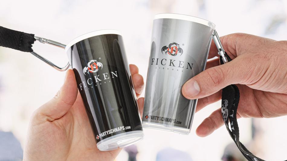 Ankettkelche von FICKEN - Große Becher zum Umhängen